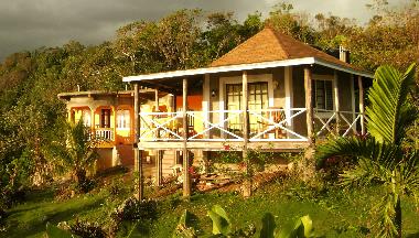 Maison de vacances �/en/au Long Bay P.O. (Portland)ou appartement ou maison de vacances