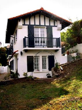 Maison de vacances �/en/au Ciboure (Pyr�n�es-Atlantiques)ou appartement ou maison de vacances