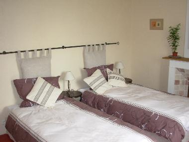 Chambre avec petit d�jeuner �/en/au Coustellet (Vaucluse)ou appartement ou maison de vacances