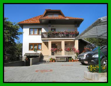 Chambre avec petit d�jeuner �/en/au Naklo (Naklo)ou appartement ou maison de vacances