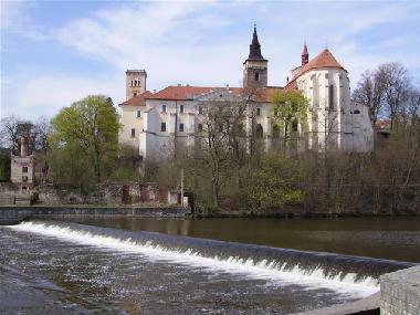 Maison de vacances �/en/au Sazava (Stredocesky Kraj)ou appartement ou maison de vacances