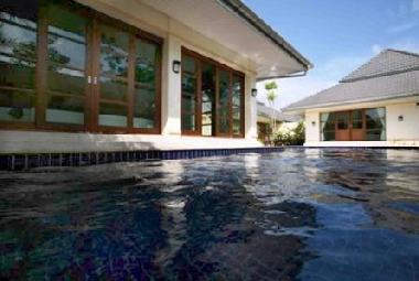 Maison de vacances �/en/au Kathu (Phuket)ou appartement ou maison de vacances