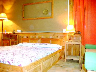 Maison de vacances �/en/au CHAUPAL (Himachal Pradesh)ou appartement ou maison de vacances