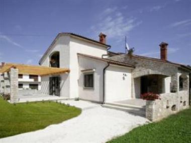 Maison de vacances �/en/au Muntic (Istarska)ou appartement ou maison de vacances