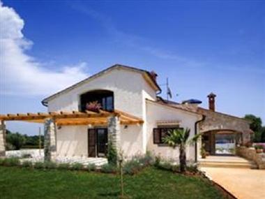 Maison de vacances �/en/au Muntic (Istarska)ou appartement ou maison de vacances