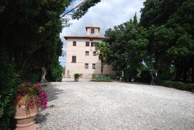 Maison de vacances �/en/au Montepulciano (Siena)ou appartement ou maison de vacances
