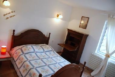 Maison de vacances /en/au AUPS (Var)ou appartement ou maison de vacances