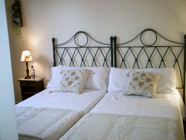 Chambre avec petit d�jeuner �/en/au AVILA (�vila)ou appartement ou maison de vacances