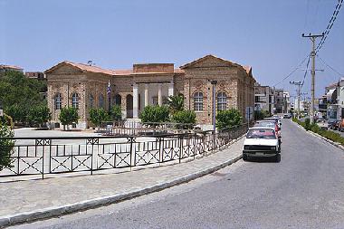Maison de vacances /en/au Karlovasi (Samos)ou appartement ou maison de vacances