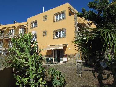 Fa�ade ouest avec jardins et terrasses