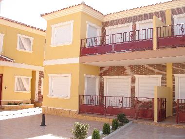 Maison de vacances /en/au Pinoso (Alicante / Alacant)ou appartement ou maison de vacances