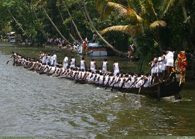 Bateau �/en/au KOTTAYAM (Kerala)ou appartement ou maison de vacances