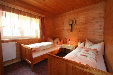 Chambre pour deux personnes - aussi possible avec un double-lit.