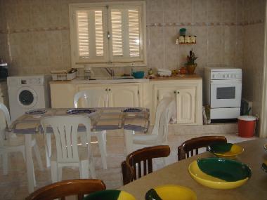 Maison de vacances �/en/au Midoun (Madanin)ou appartement ou maison de vacances