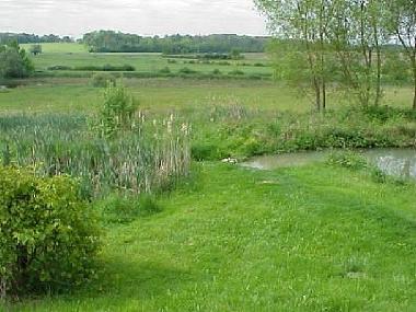 Maison de vacances /en/au Ste Croix (Sane-et-Loire)ou appartement ou maison de vacances