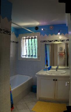 Maison de vacances �/en/au PORTO VECCHIO (Corse-du-Sud)ou appartement ou maison de vacances