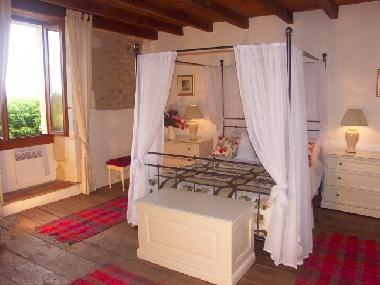 Maison de vacances �/en/au Juignac (Charente)ou appartement ou maison de vacances