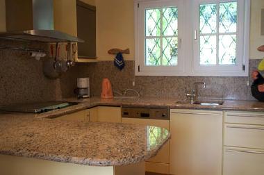 Maison de vacances �/en/au MOUGINS (Alpes-Maritimes)ou appartement ou maison de vacances