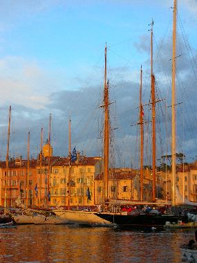 BJ RIVIERA SAINT TROPEZ