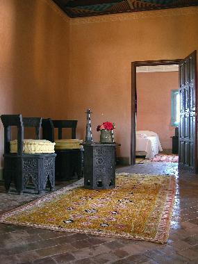 Chambre avec petit d�jeuner �/en/au N