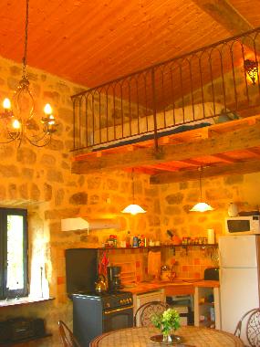 Maison de vacances �/en/au sanilhac (Ard�che)ou appartement ou maison de vacances