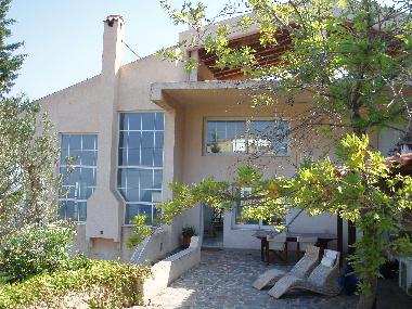 Maison de vacances /en/au KALIVIA (Attiki)ou appartement ou maison de vacances