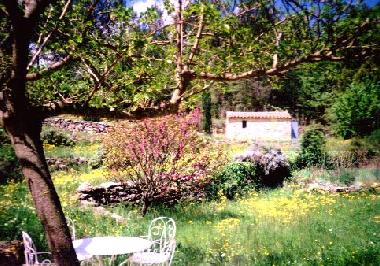 Maison de vacances /en/au Goudargues (Gard)ou appartement ou maison de vacances