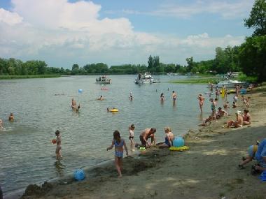Maison de vacances �/en/au Tiszafured (Jasz-Nagykun-Szolnok)ou appartement ou maison de vacances