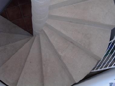 Maison de vacances �/en/au Le Barroux (Vaucluse)ou appartement ou maison de vacances