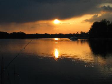 Maison de vacances /en/au Kleinzerlang (Mecklenburgische Seenplatte)ou appartement ou maison de vacances