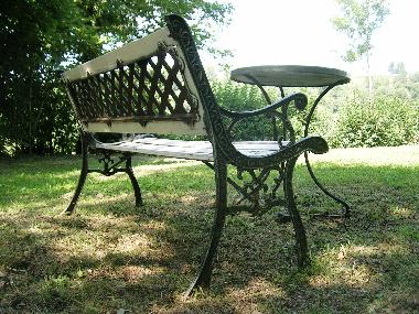 Maison de vacances �/en/au SAIN BONNET DE SALERS (Cantal)ou appartement ou maison de vacances