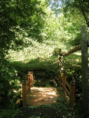 Maison de vacances �/en/au SAIN BONNET DE SALERS (Cantal)ou appartement ou maison de vacances