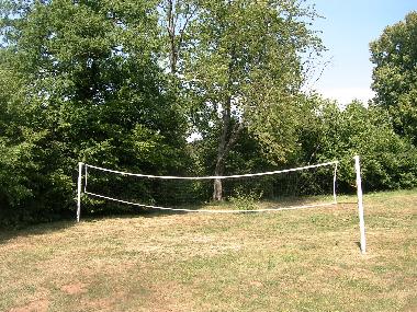 Maison de vacances �/en/au SAIN BONNET DE SALERS (Cantal)ou appartement ou maison de vacances