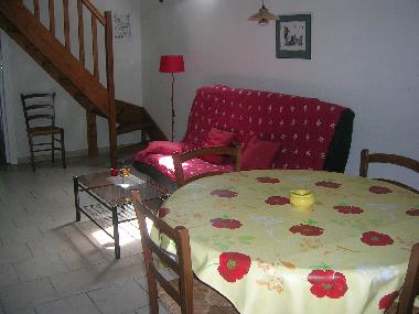 Maison de vacances �/en/au SAIN BONNET DE SALERS (Cantal)ou appartement ou maison de vacances