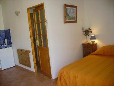Chambre avec petit d�jeuner �/en/au Aix en Provence (Bouches-du-Rh�ne)ou appartement ou maison de vacances