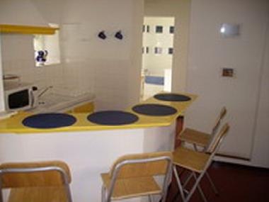 Chambre avec petit d�jeuner �/en/au Aix-en-Provence (Bouches-du-Rh�ne)ou appartement ou maison de vacances