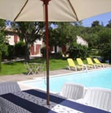 Chambre avec petit d�jeuner �/en/au Aix-en-Provence (Bouches-du-Rh�ne)ou appartement ou maison de vacances