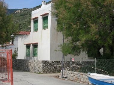 Maison de vacances �/en/au Pomonte (Livorno)ou appartement ou maison de vacances