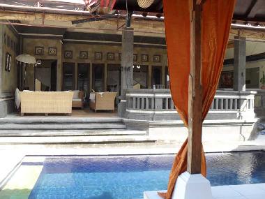 living room et de la piscine