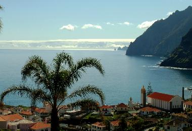 Maison de vacances /en/au Porto da Cruz (Madeira)ou appartement ou maison de vacances