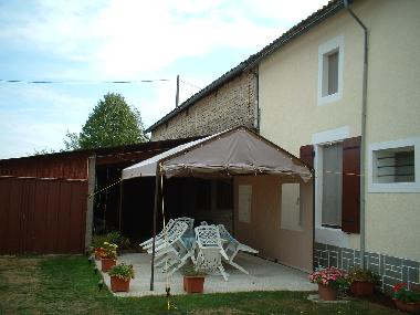 Chambre avec petit d�jeuner �/en/au La Scie, Limalonges (Deux-S�vres)ou appartement ou maison de vacances