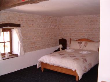 Chambre avec petit d�jeuner �/en/au La Scie, Limalonges (Deux-S�vres)ou appartement ou maison de vacances