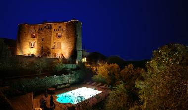 Palais / Ch�teau �/en/au Versols et Lapeyre (Aveyron)ou appartement ou maison de vacances