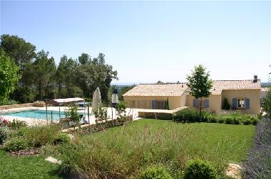 Maison de vacances �/en/au Saumane (Vaucluse)ou appartement ou maison de vacances