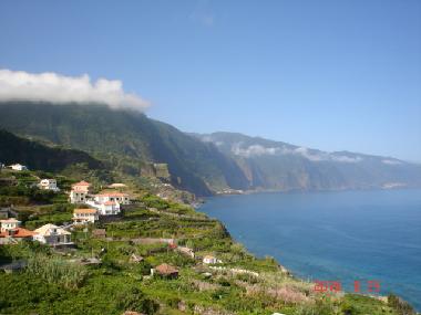Chalet /en/au Boa Nova/Funchal (Madeira)ou appartement ou maison de vacances