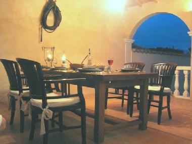 Maison de vacances /en/au Molleges (Bouches-du-Rhne)ou appartement ou maison de vacances