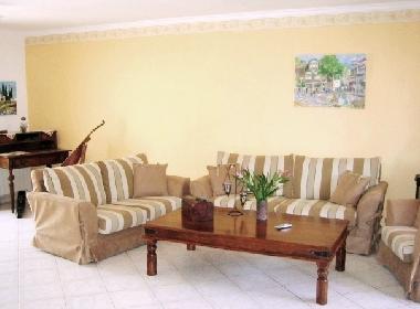 Maison de vacances /en/au Molleges (Bouches-du-Rhne)ou appartement ou maison de vacances