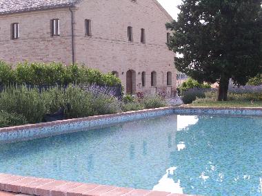 Chambre avec petit d�jeuner �/en/au Treia (Macerata)ou appartement ou maison de vacances