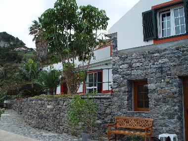 Maison de vacances �/en/au Machico (Porto da Cruz) (Madeira)ou appartement ou maison de vacances