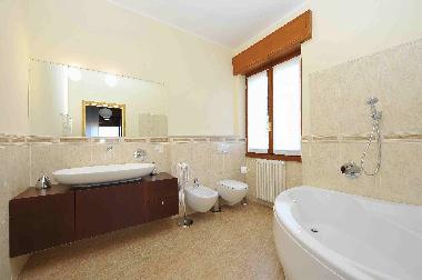 Maison de vacances /en/au Lezzeno (Como)ou appartement ou maison de vacances